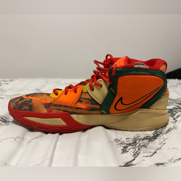 Nike Kyrie Infinity -  1 world 1 people - Picture 7 of 9